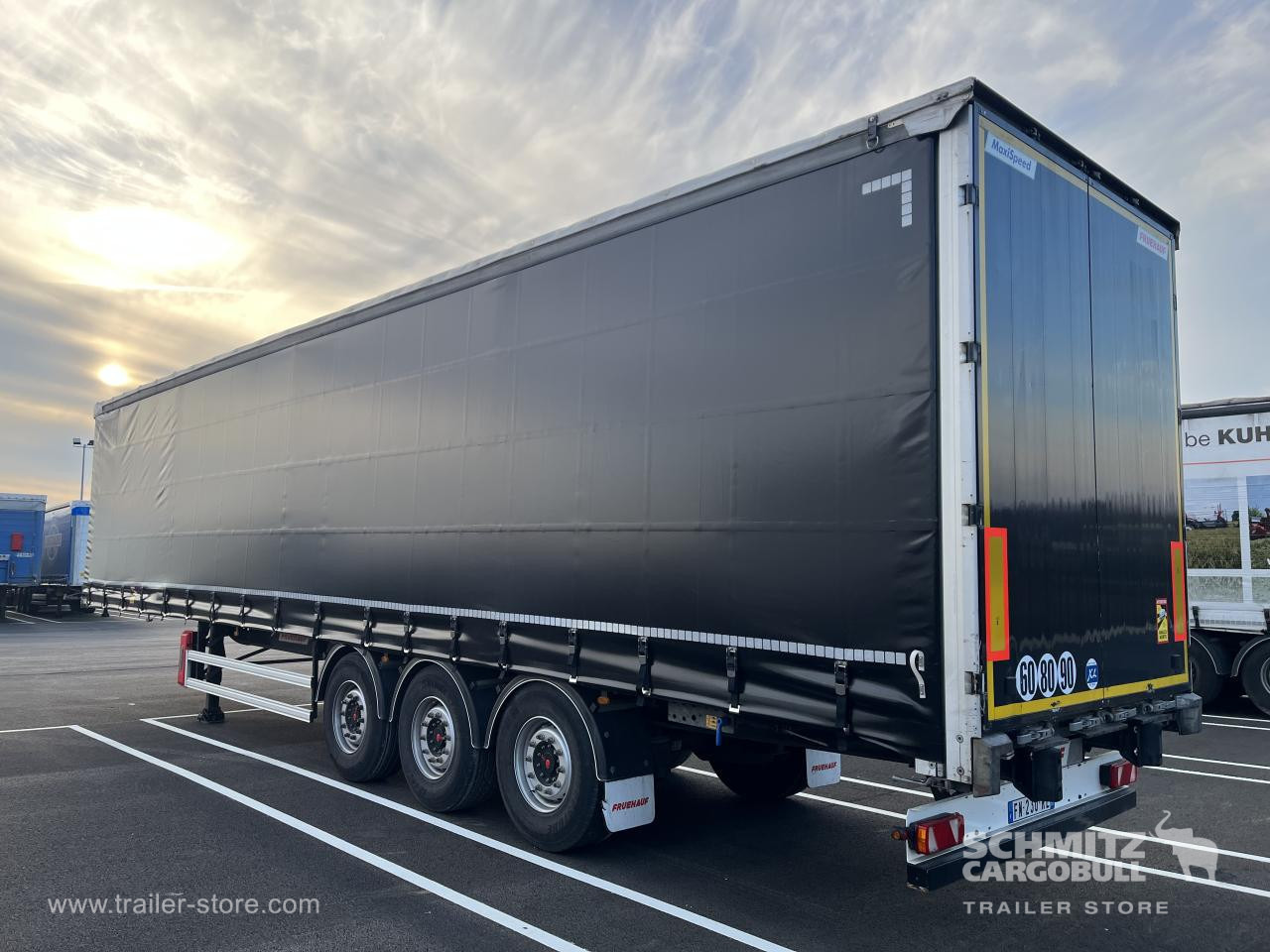 FRUEHAUF Curtainsider Standard - 커튼사이더 세미 트레일러 : 사진 5 FRUEHAUF Curtainsider Standard - 커튼사이더 세미 트레일러 : 사진 5