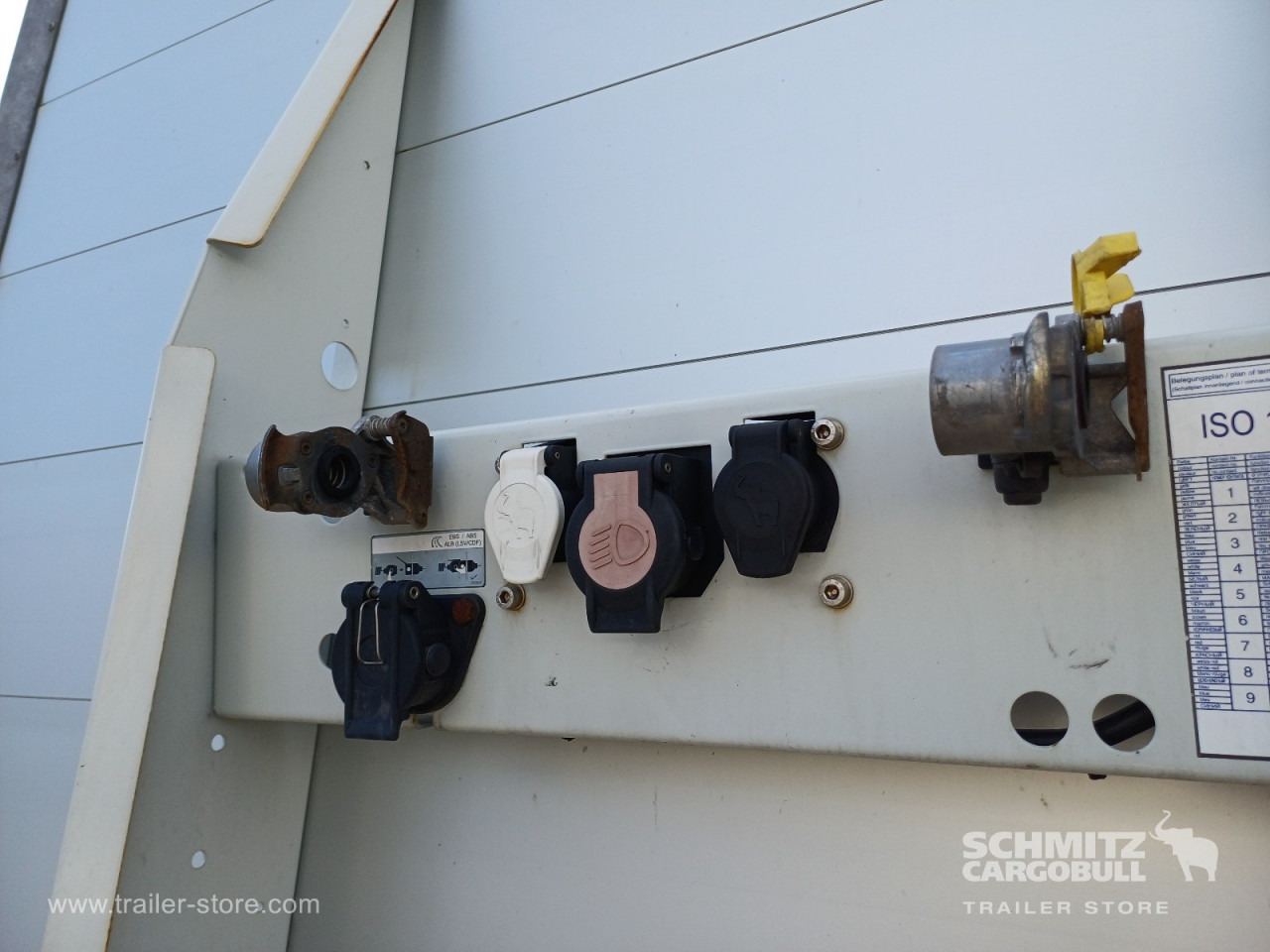 SCHMITZ Auflieger Curtainsider Mega - 커튼사이더 세미 트레일러 : 사진 2 SCHMITZ Auflieger Curtainsider Mega - 커튼사이더 세미 트레일러 : 사진 2