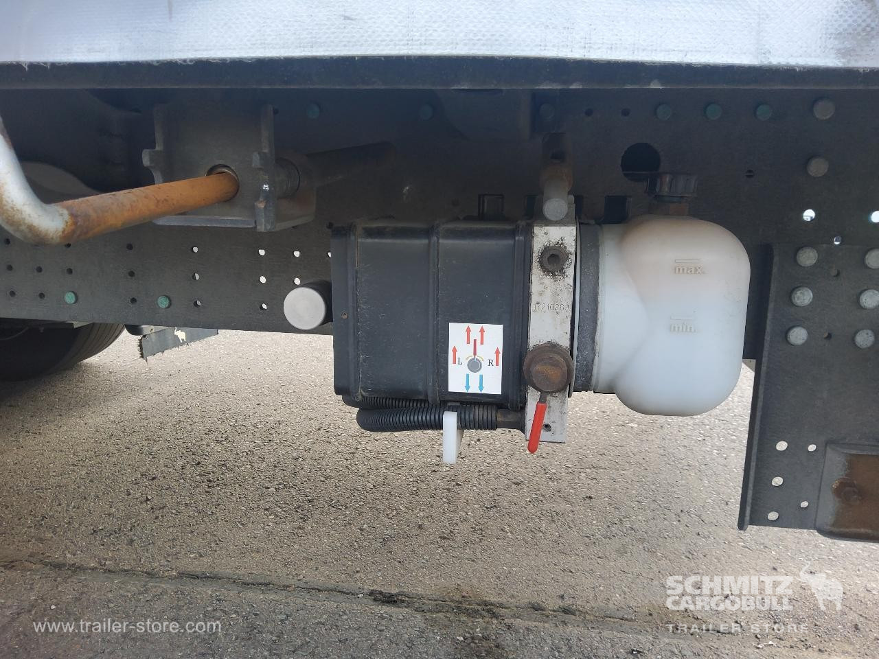 SCHMITZ Auflieger Curtainsider Mega - 커튼사이더 세미 트레일러 : 사진 3 SCHMITZ Auflieger Curtainsider Mega - 커튼사이더 세미 트레일러 : 사진 3