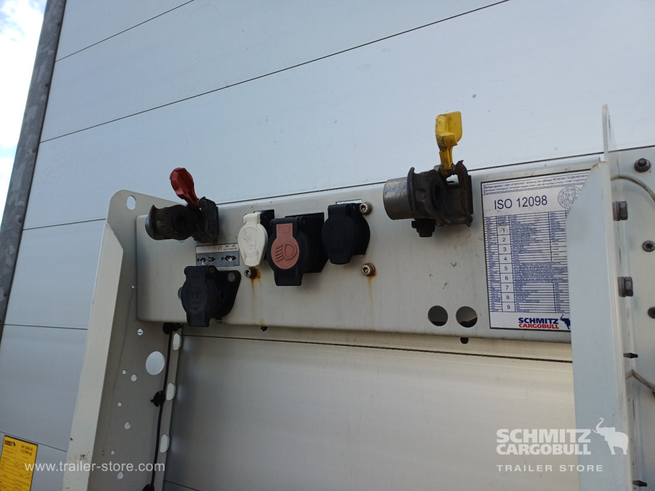 SCHMITZ Auflieger Curtainsider Mega - 커튼사이더 세미 트레일러 : 사진 2 SCHMITZ Auflieger Curtainsider Mega - 커튼사이더 세미 트레일러 : 사진 2