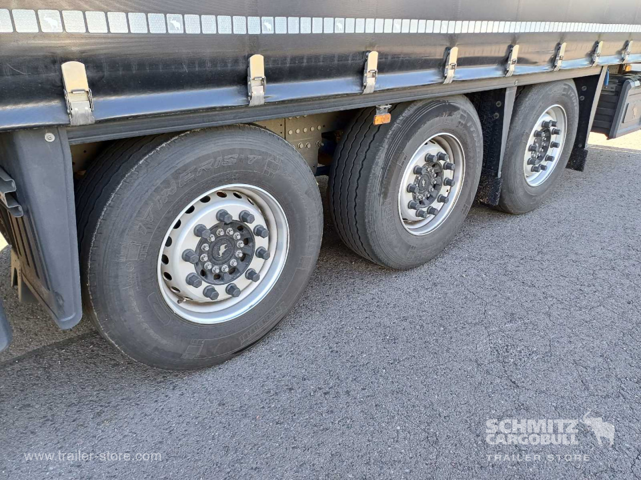 SCHMITZ Auflieger Curtainsider Standard - 커튼사이더 세미 트레일러 : 사진 5 SCHMITZ Auflieger Curtainsider Standard - 커튼사이더 세미 트레일러 : 사진 5