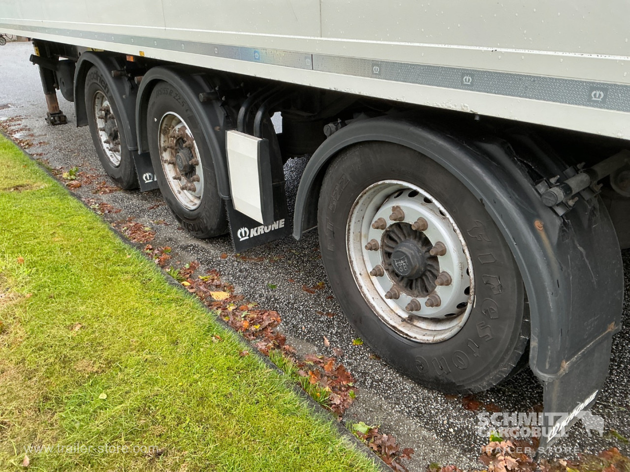 KRONE Reefer Standard Taillift - 등온 세미 트레일러 : 사진 5 KRONE Reefer Standard Taillift - 등온 세미 트레일러 : 사진 5
