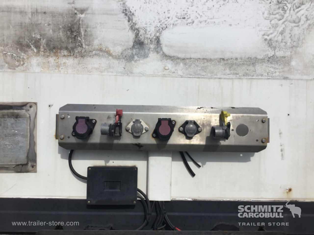 TALSON Dryfreight Standard - 밀폐형 박스 세미 트레일러 : 사진 3 TALSON Dryfreight Standard - 밀폐형 박스 세미 트레일러 : 사진 3
