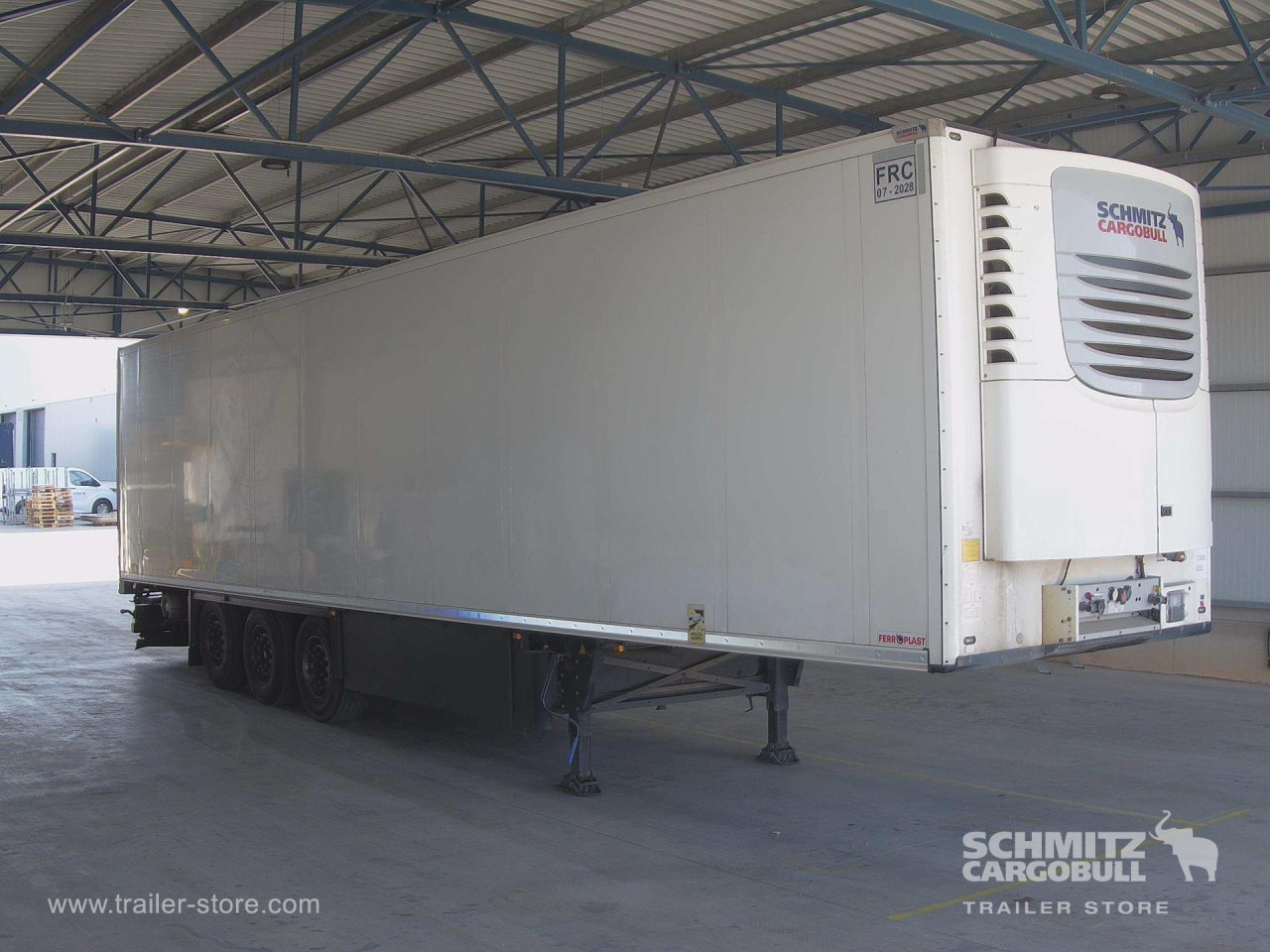 SCHMITZ Semiremolque Frigo Standard - 등온 세미 트레일러 : 사진 4 SCHMITZ Semiremolque Frigo Standard - 등온 세미 트레일러 : 사진 4