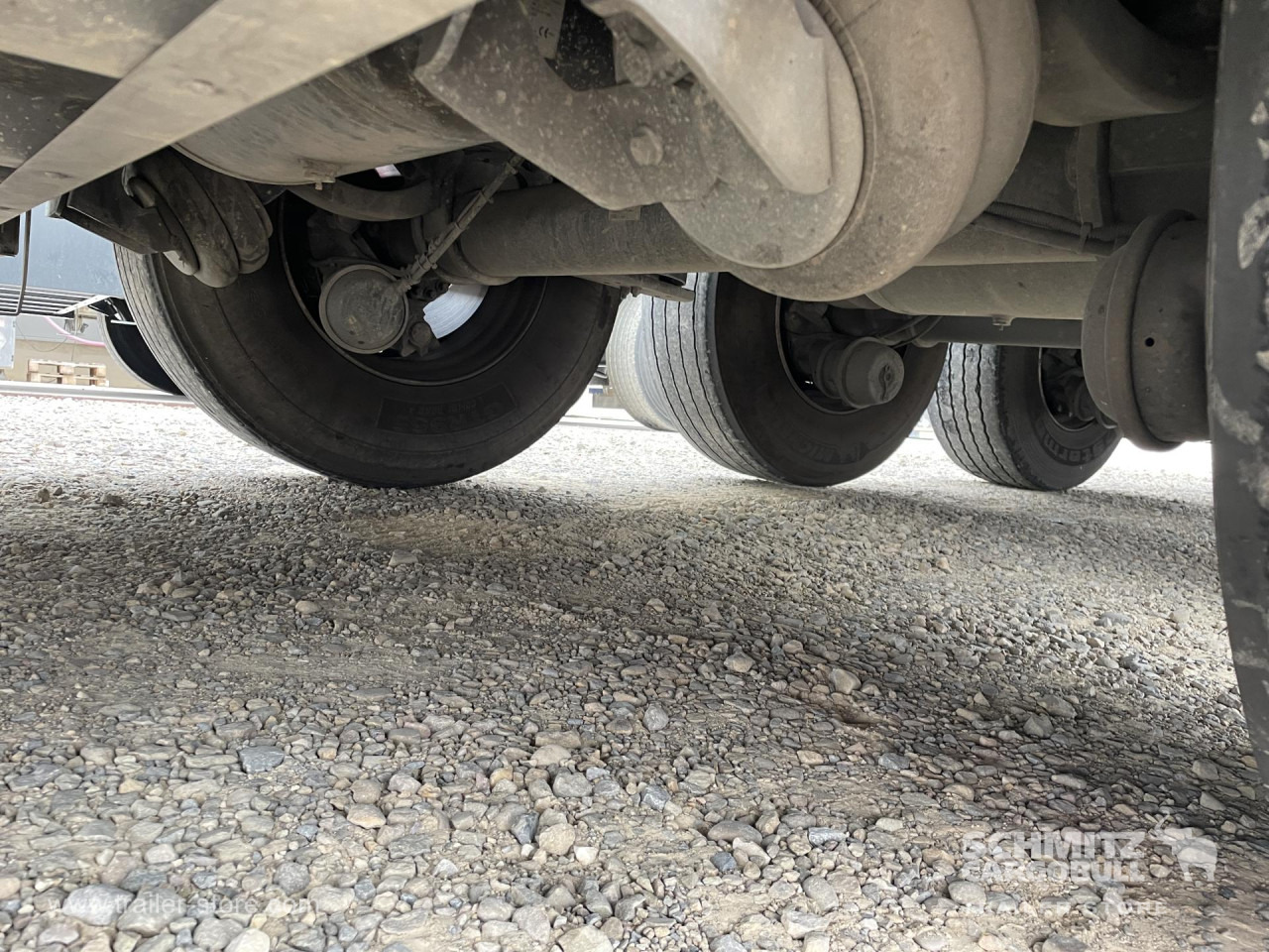 SCHMITZ Semiremolque Frigo Standard - 등온 세미 트레일러 : 사진 3 SCHMITZ Semiremolque Frigo Standard - 등온 세미 트레일러 : 사진 3