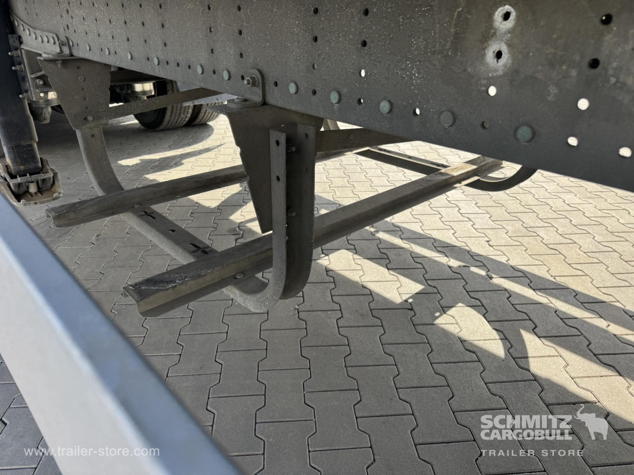 SCHMITZ Curtainsider Standard - 커튼사이더 세미 트레일러 : 사진 2 SCHMITZ Curtainsider Standard - 커튼사이더 세미 트레일러 : 사진 2