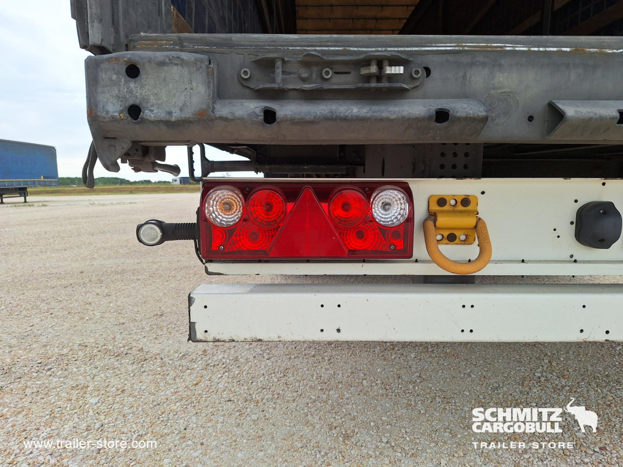 SCHMITZ Curtainsider Mega - 커튼사이더 세미 트레일러 : 사진 2 SCHMITZ Curtainsider Mega - 커튼사이더 세미 트레일러 : 사진 2