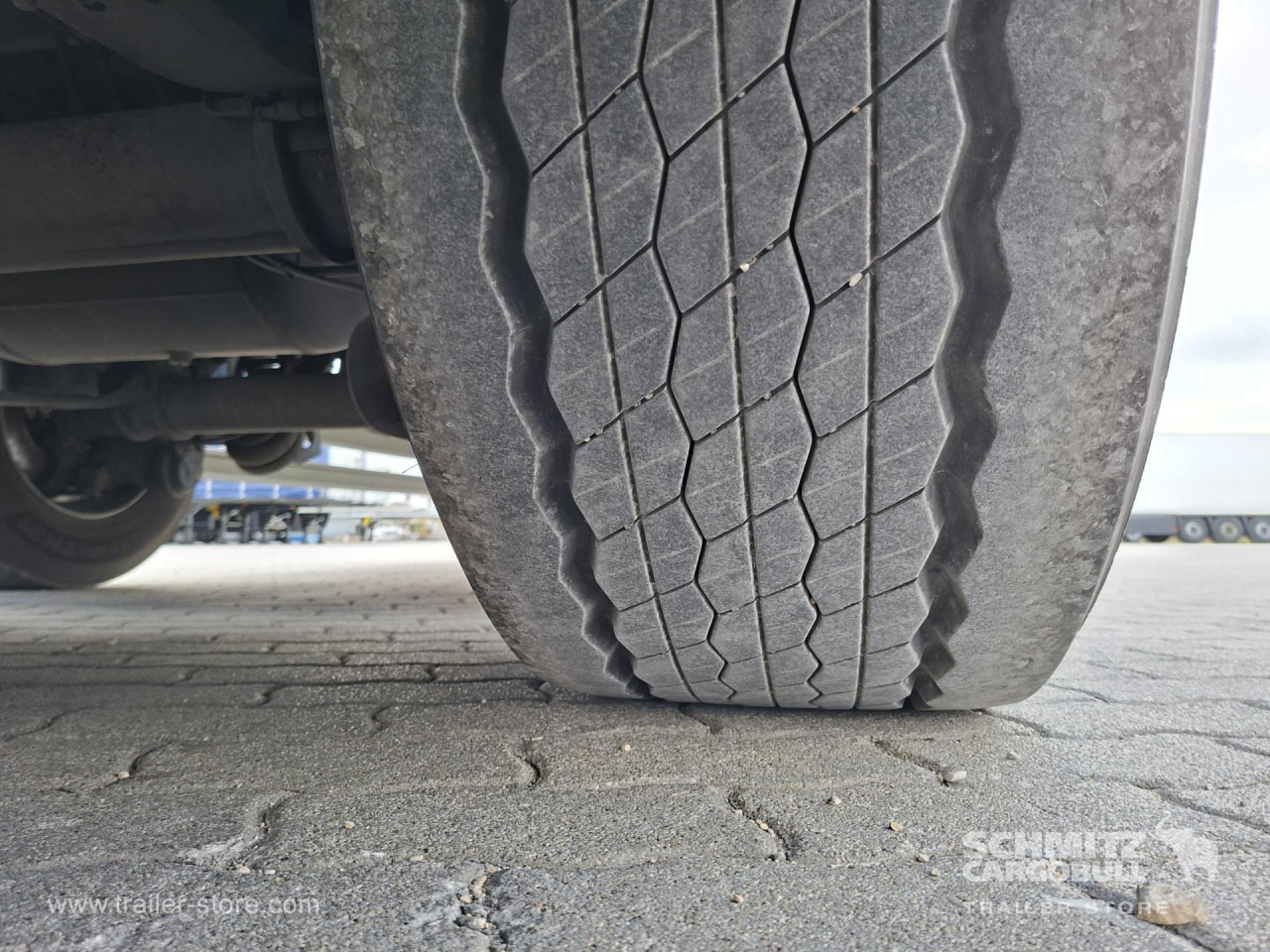 SCHMITZ Reefer Multitemp - 등온 세미 트레일러 : 사진 4 SCHMITZ Reefer Multitemp - 등온 세미 트레일러 : 사진 4