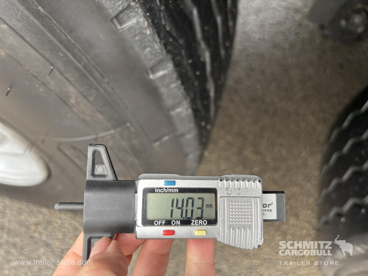 SCHMITZ Curtainsider Standard - 커튼사이더 세미 트레일러 : 사진 2 SCHMITZ Curtainsider Standard - 커튼사이더 세미 트레일러 : 사진 2