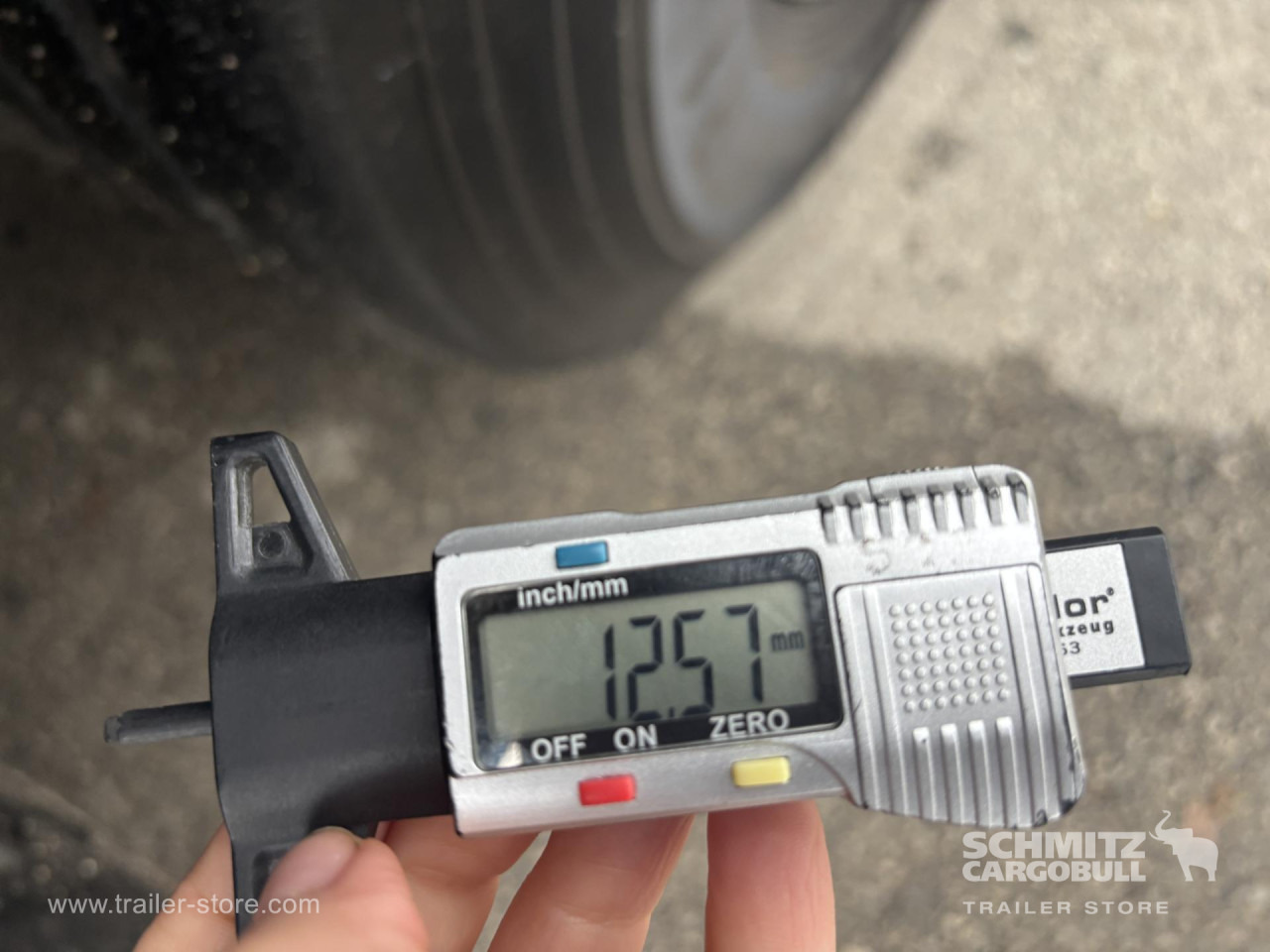 SCHMITZ Curtainsider Standard - 커튼사이더 세미 트레일러 : 사진 2 SCHMITZ Curtainsider Standard - 커튼사이더 세미 트레일러 : 사진 2