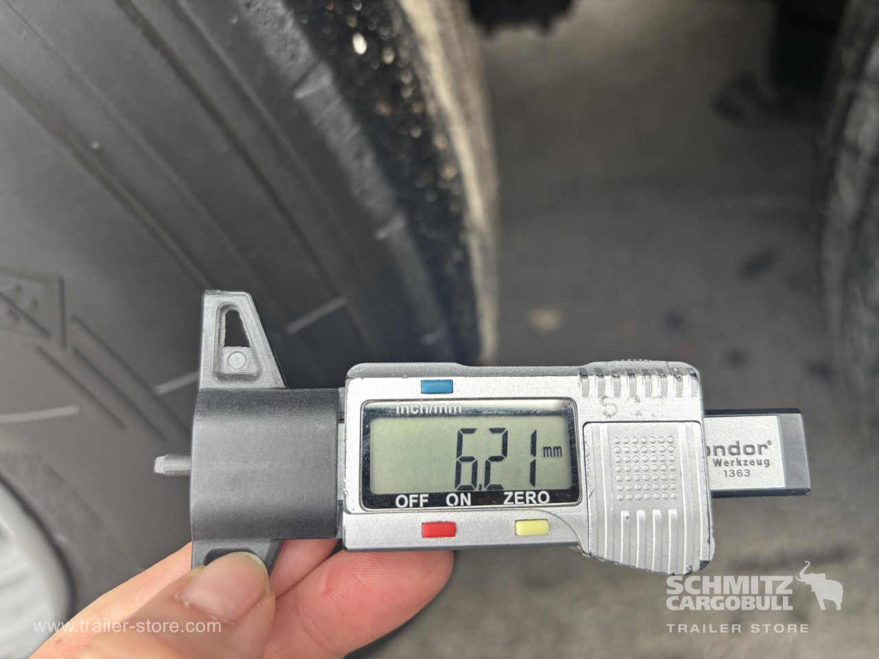 SCHMITZ Curtainsider Standard - 커튼사이더 세미 트레일러 : 사진 3 SCHMITZ Curtainsider Standard - 커튼사이더 세미 트레일러 : 사진 3