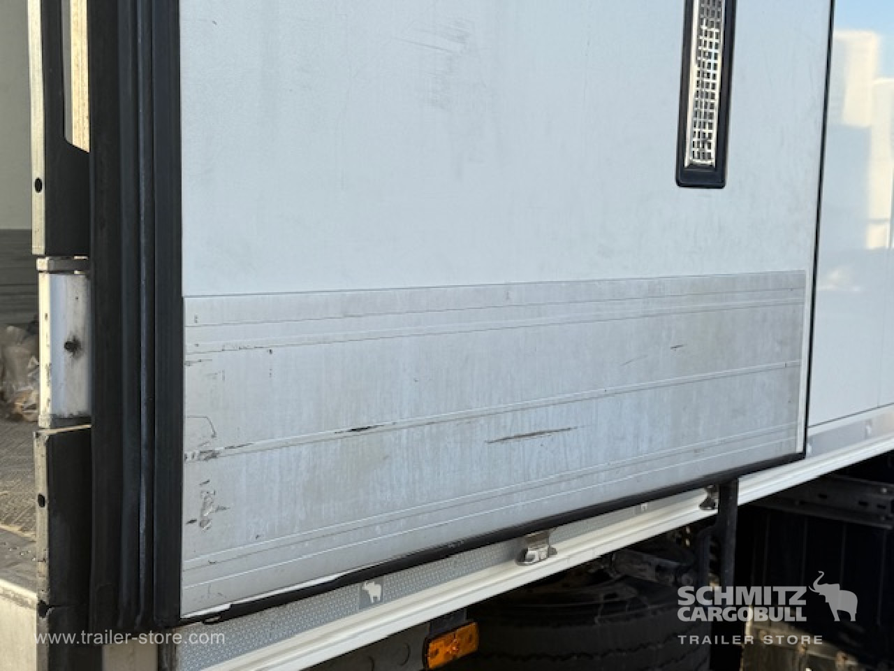 SCHMITZ Oplegger Vries Standard - 등온 세미 트레일러 : 사진 2 SCHMITZ Oplegger Vries Standard - 등온 세미 트레일러 : 사진 2