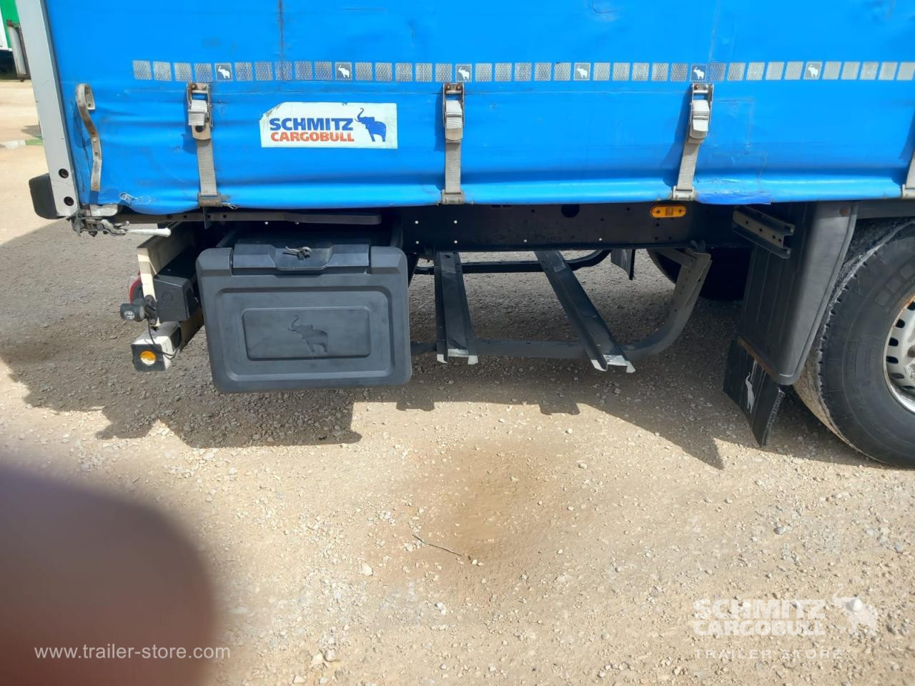 SCHMITZ Curtainsider Standard - 커튼사이더 세미 트레일러 : 사진 4 SCHMITZ Curtainsider Standard - 커튼사이더 세미 트레일러 : 사진 4