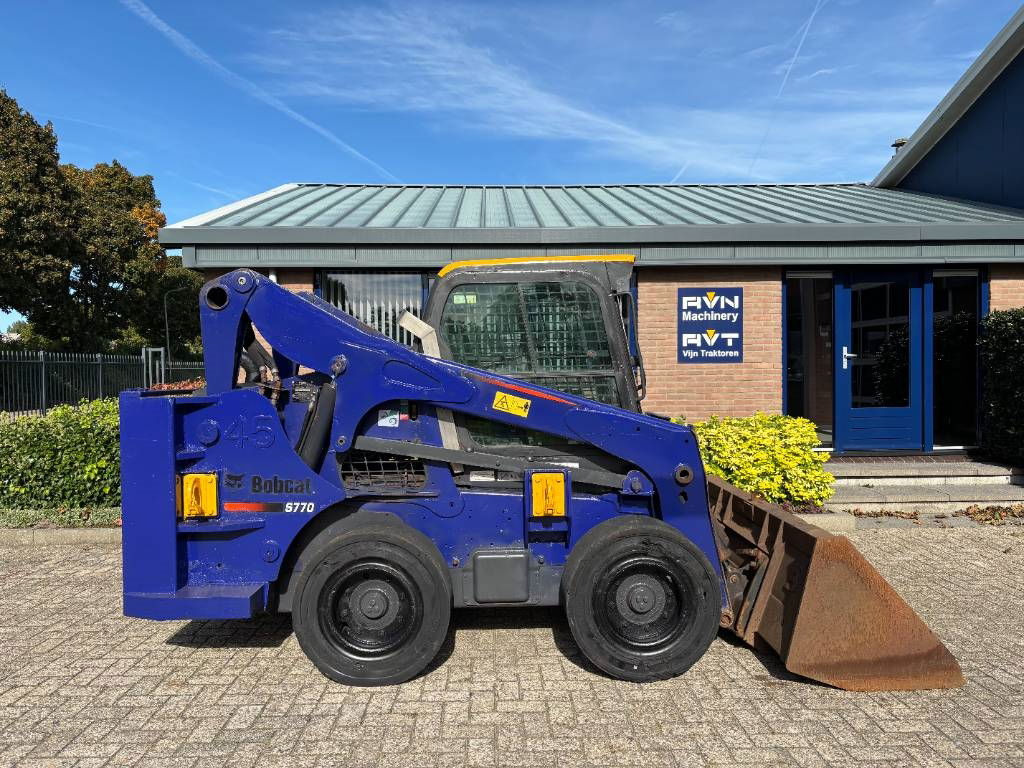 Bobcat S 770 - 스키드 스티어 로더 : 사진 4 Bobcat S 770 - 스키드 스티어 로더 : 사진 4