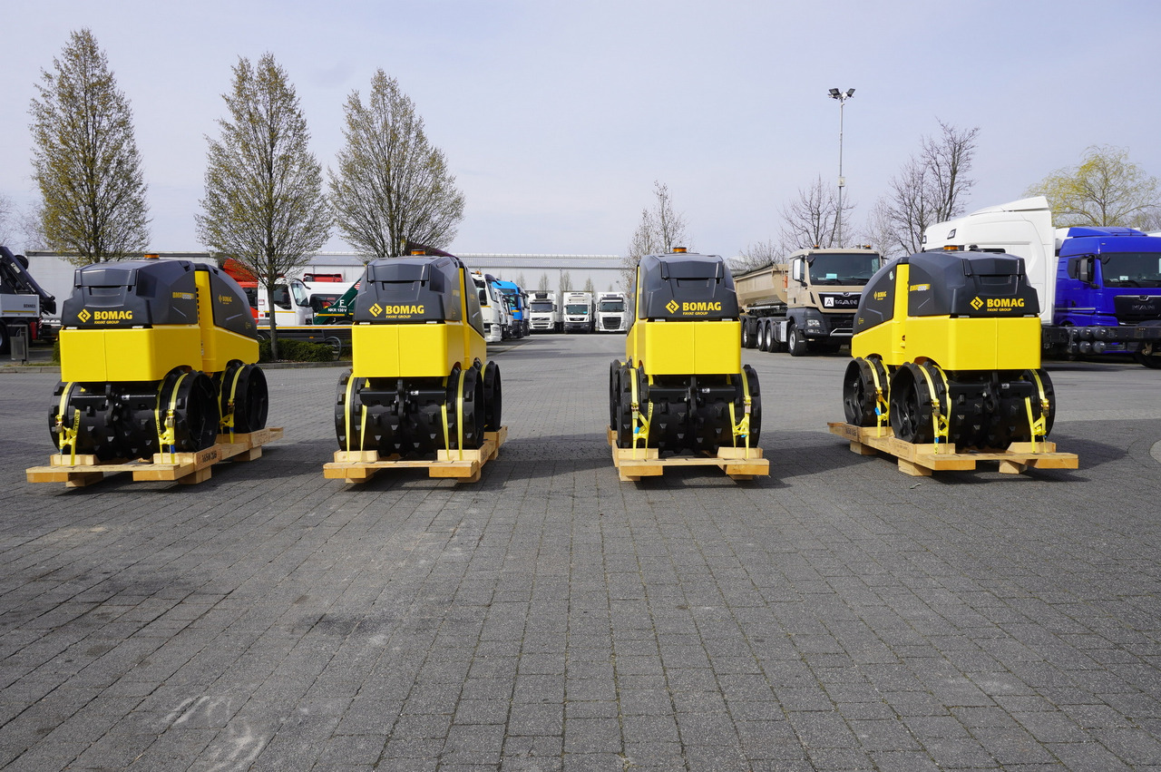 BOMAG BMP 8500 brand-new trench roller / Remote Control / 4 units - 미니 롤러 : 사진 4 BOMAG BMP 8500 brand-new trench roller / Remote Control / 4 units - 미니 롤러 : 사진 4
