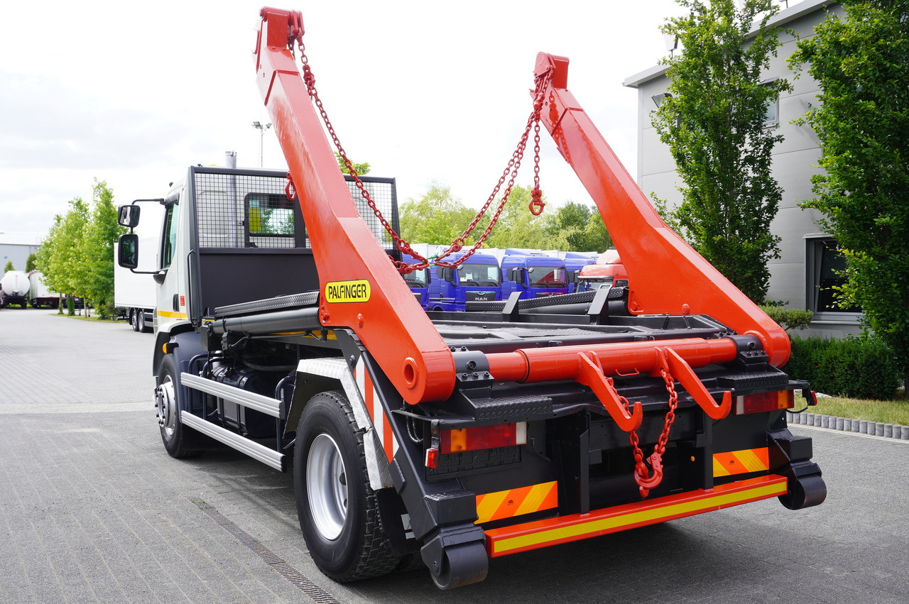 DAF LF 55.220 Skip loader GUIMA PALFINGER M14T - 스킵 로더 트럭 : 사진 4 DAF LF 55.220 Skip loader GUIMA PALFINGER M14T - 스킵 로더 트럭 : 사진 4
