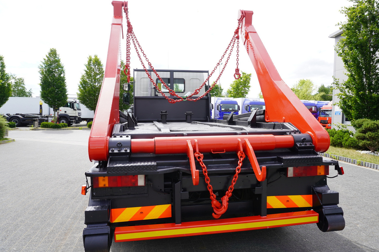 DAF LF 55.220 Skip loader GUIMA PALFINGER M14T - 스킵 로더 트럭 : 사진 5 DAF LF 55.220 Skip loader GUIMA PALFINGER M14T - 스킵 로더 트럭 : 사진 5