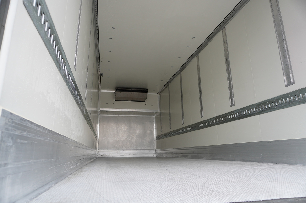 신규 냉동탑차 DAF NEW XG 480 6×2 / 2025 / KRONE 20 EPAL Doppelstock Refrigerator / Thermoking T-1000R / No mileage / steered axle : 사진 10 신규 냉동탑차 DAF NEW XG 480 6×2 / 2025 / KRONE 20 EPAL Doppelstock Refrigerator / Thermoking T-1000R / No mileage / steered axle : 사진 10