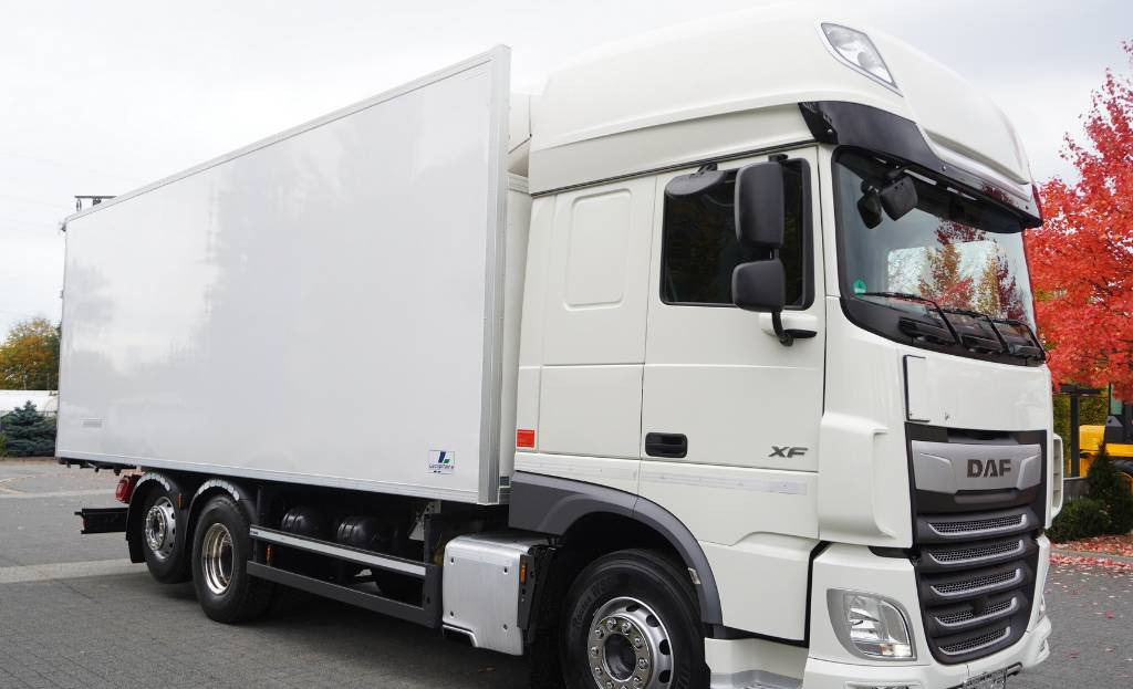 DAF XF 450 6×2 E6 / Refrigerator Lacapitaine / ATP/FRC to 2027 / 18 pallets - 냉동탑차 : 사진 3 DAF XF 450 6×2 E6 / Refrigerator Lacapitaine / ATP/FRC to 2027 / 18 pallets - 냉동탑차 : 사진 3