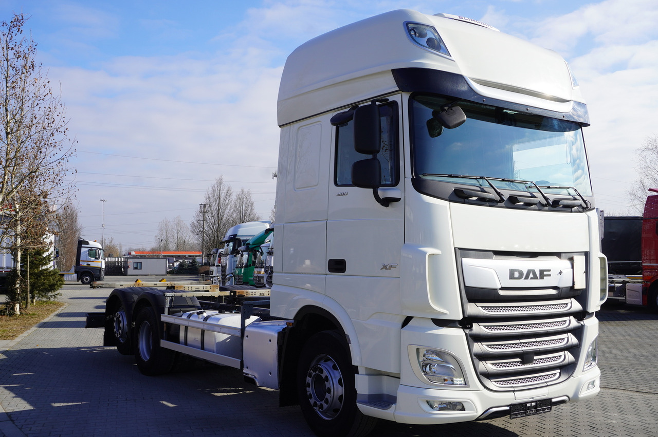DAF XF 480 SSC / 6x2 / BDF / standard / 380 tho.km - 캡 새시 트럭 : 사진 3 DAF XF 480 SSC / 6x2 / BDF / standard / 380 tho.km - 캡 새시 트럭 : 사진 3