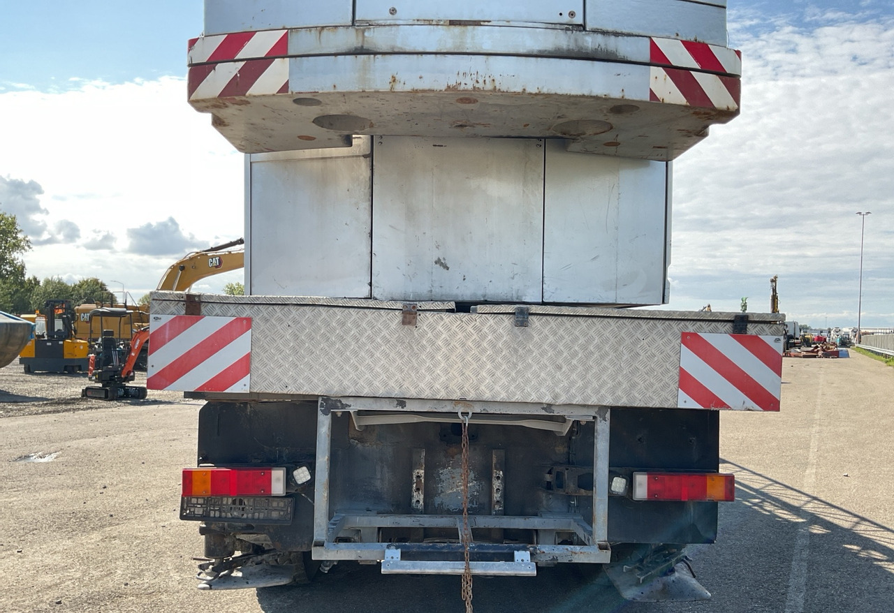 FAUN ATF65G-4 all terrain crane / 65 t cap. / 44 m reach - 전천후 지형 크레인 : 사진 3 FAUN ATF65G-4 all terrain crane / 65 t cap. / 44 m reach - 전천후 지형 크레인 : 사진 3