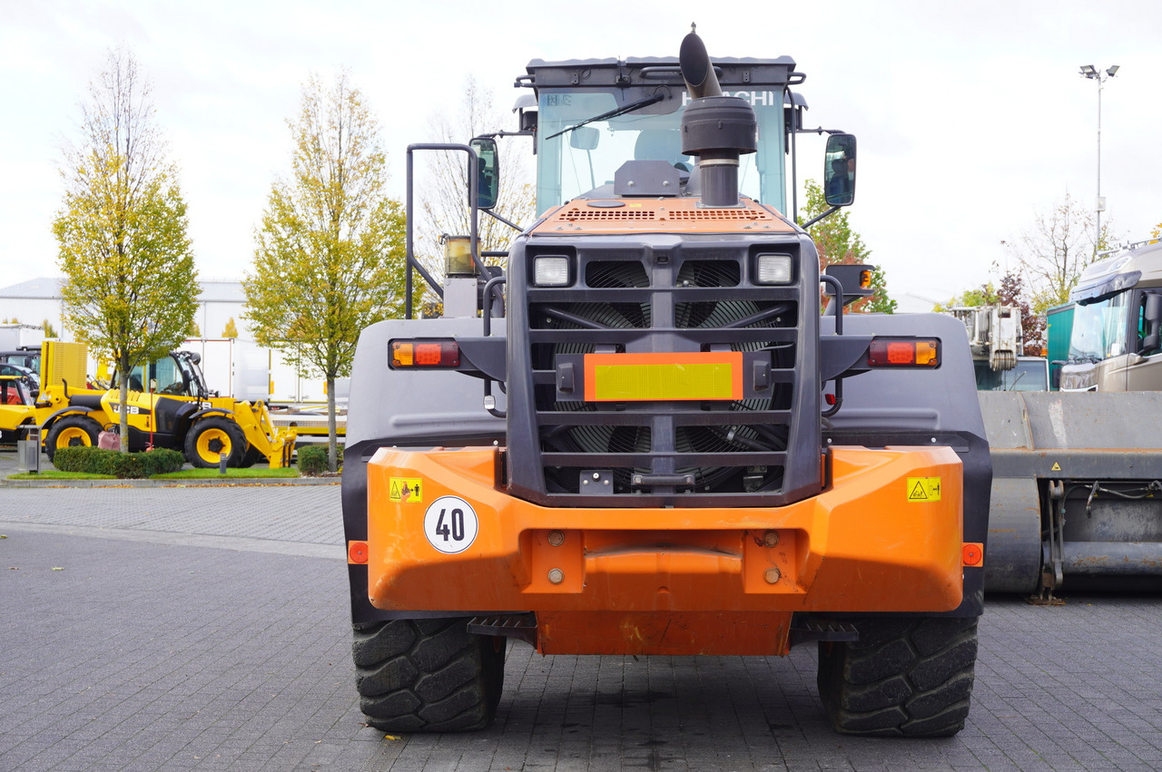 HITACHI ZW220 articulated loader / 2 buckets - 휠 로더 : 사진 5 HITACHI ZW220 articulated loader / 2 buckets - 휠 로더 : 사진 5