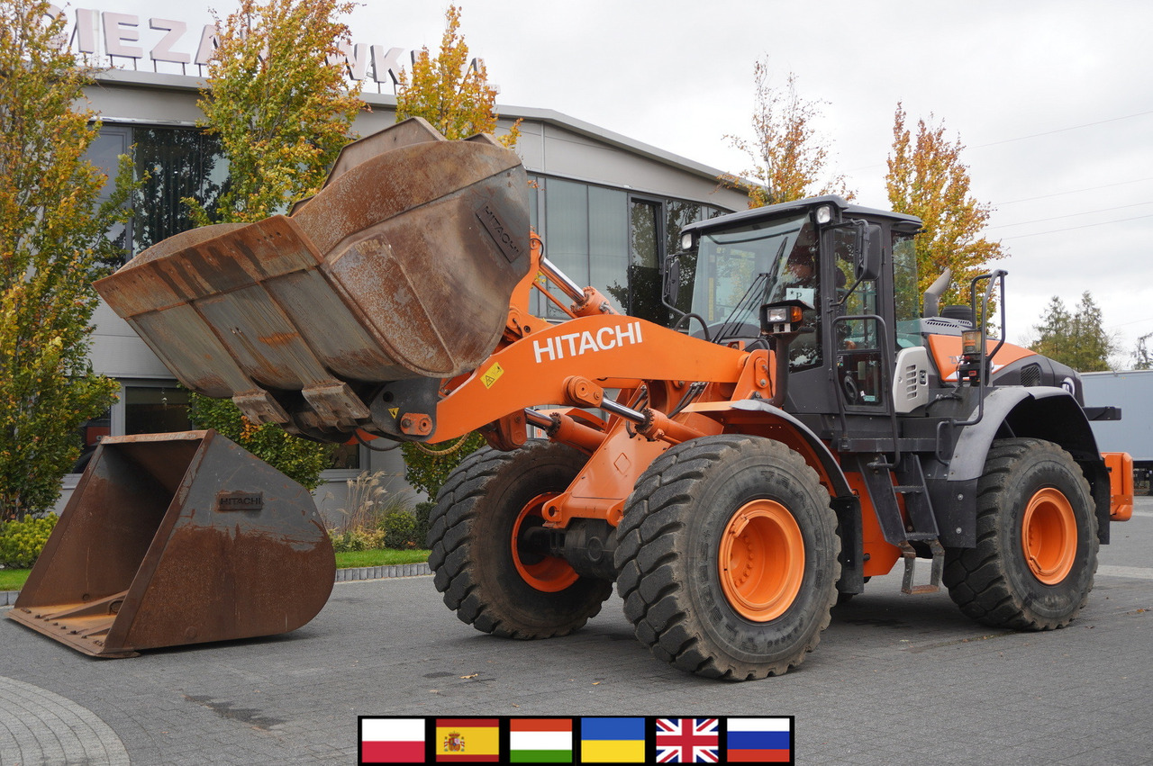 HITACHI ZW220 articulated loader / 2 buckets - 휠 로더 : 사진 1 HITACHI ZW220 articulated loader / 2 buckets - 휠 로더 : 사진 1