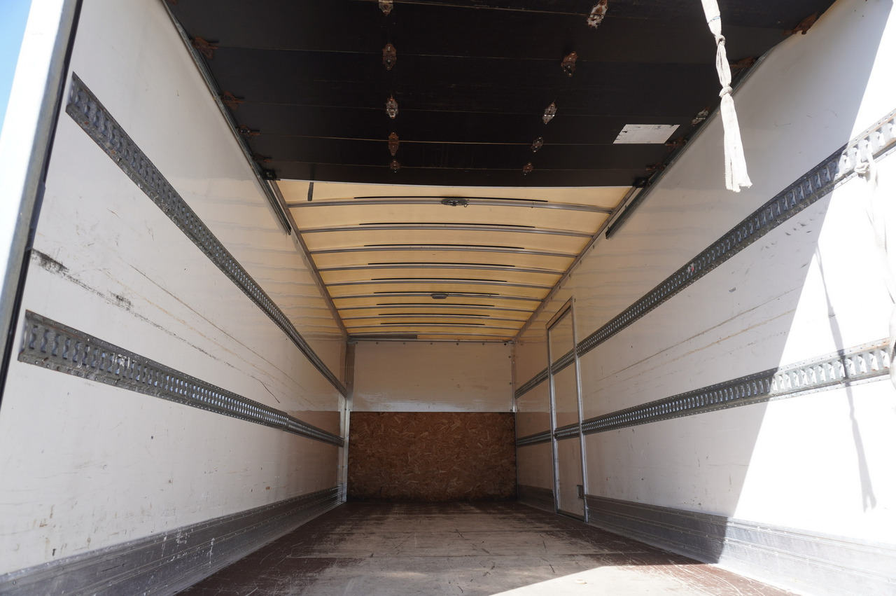 IVECO Eurocargo 120-190 / 160 thousand km !!! / Box 18 EPAL / Dhollandia lift 1500 kg - 박스 트럭 : 사진 5 IVECO Eurocargo 120-190 / 160 thousand km !!! / Box 18 EPAL / Dhollandia lift 1500 kg - 박스 트럭 : 사진 5