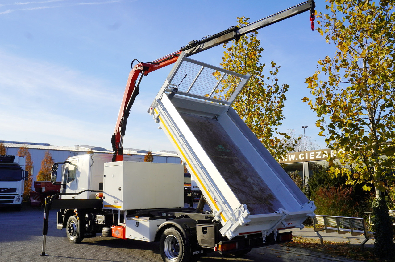 IVECO Eurocargo 120E18 Crane Palfinger / 3-way tipper / sleeper cab - 크레인 트럭 : 사진 4 IVECO Eurocargo 120E18 Crane Palfinger / 3-way tipper / sleeper cab - 크레인 트럭 : 사진 4