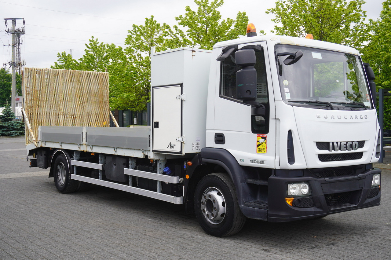 IVECO Eurocargo 150 E25 / 90 tho. km !!! / Tow truck - 자동 운반 장치 트럭 : 사진 4 IVECO Eurocargo 150 E25 / 90 tho. km !!! / Tow truck - 자동 운반 장치 트럭 : 사진 4