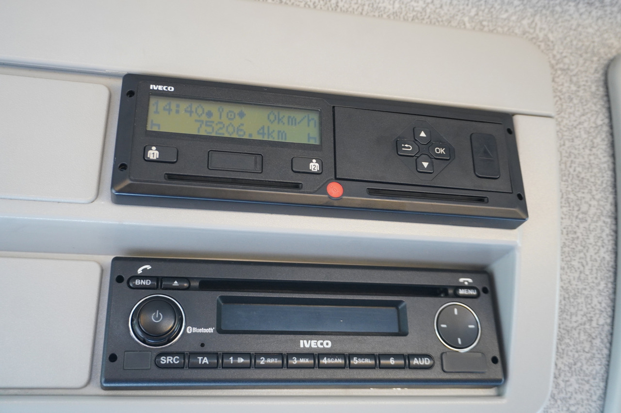 IVECO Eurocargo 160-210 / 75,000 km! / OMARS lowered tow truck platform / Fork - 견인 트럭 : 사진 3 IVECO Eurocargo 160-210 / 75,000 km! / OMARS lowered tow truck platform / Fork - 견인 트럭 : 사진 3