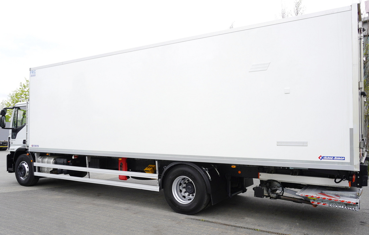 IVECO Eurocargo 190-280L E6 4x2 / Refrigerator / Dhollandia DHSM.20 tail lift / 21 pallets - 냉동탑차 : 사진 3 IVECO Eurocargo 190-280L E6 4x2 / Refrigerator / Dhollandia DHSM.20 tail lift / 21 pallets - 냉동탑차 : 사진 3