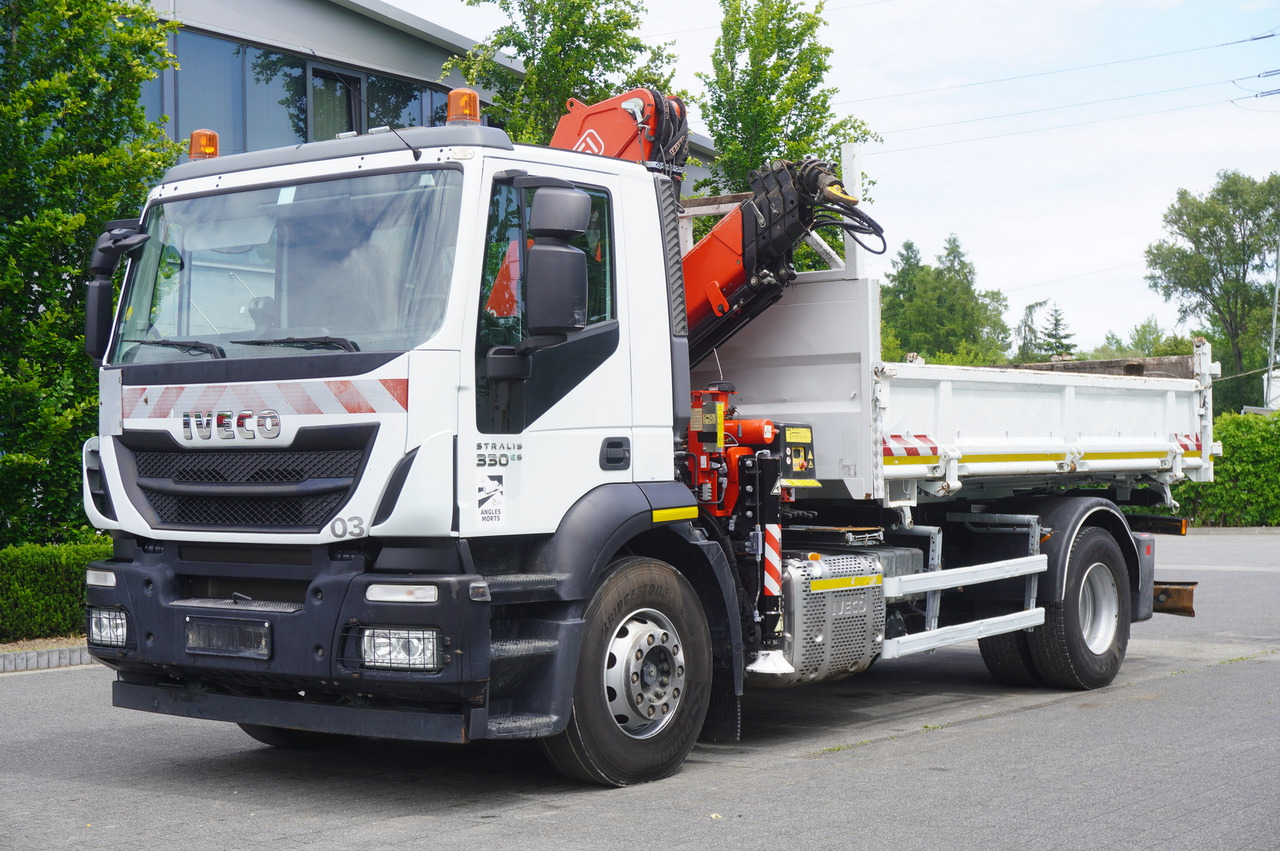 IVECO STRALIS 330 E6 / FASSI 195A 8.5 T / 3-side tipper - 덤프트럭, 크레인 트럭 : 사진 2 IVECO STRALIS 330 E6 / FASSI 195A 8.5 T / 3-side tipper - 덤프트럭, 크레인 트럭 : 사진 2