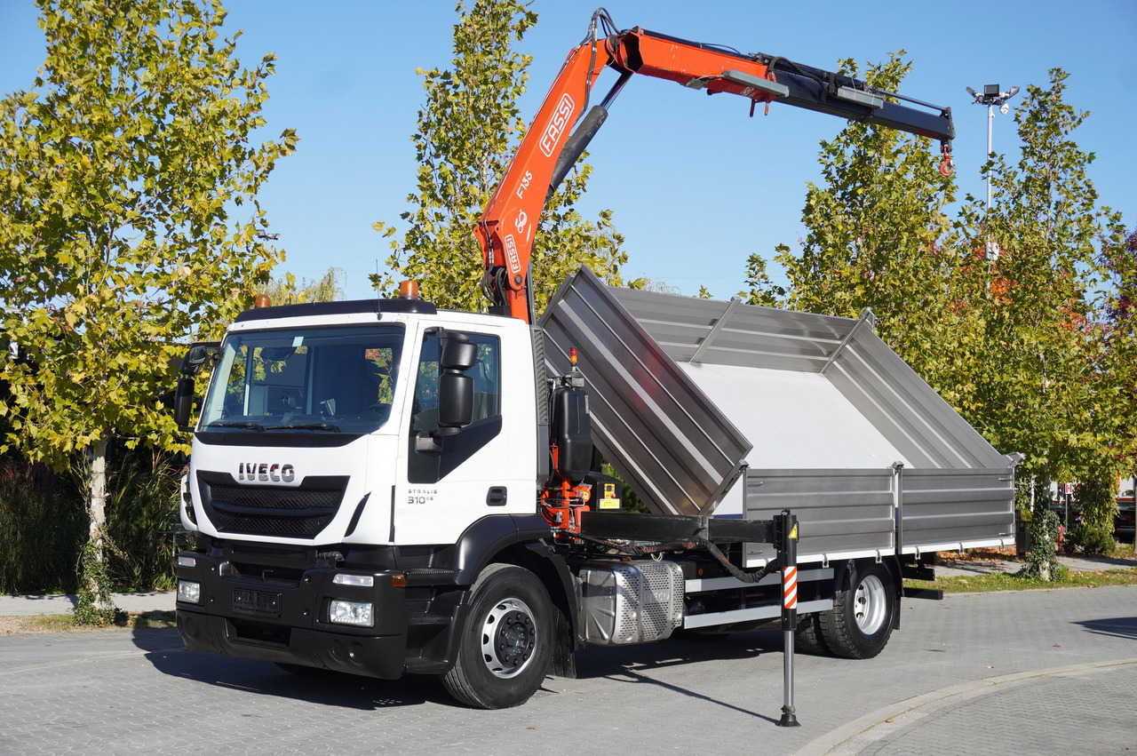 IVECO Stralis 310 E6 / NEW 3-sided tipper / Fassi F135 crane with remote control - 모바일 크레인 : 사진 2 IVECO Stralis 310 E6 / NEW 3-sided tipper / Fassi F135 crane with remote control - 모바일 크레인 : 사진 2