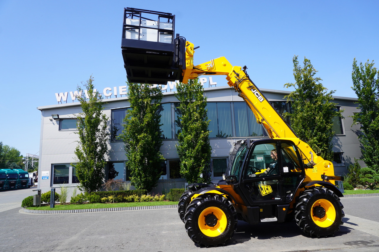 망원형 휠 로더 JCB 535-95 / 3.5 T / range 9.5 m / joystick : 사진 14 망원형 휠 로더 JCB 535-95 / 3.5 T / range 9.5 m / joystick : 사진 14