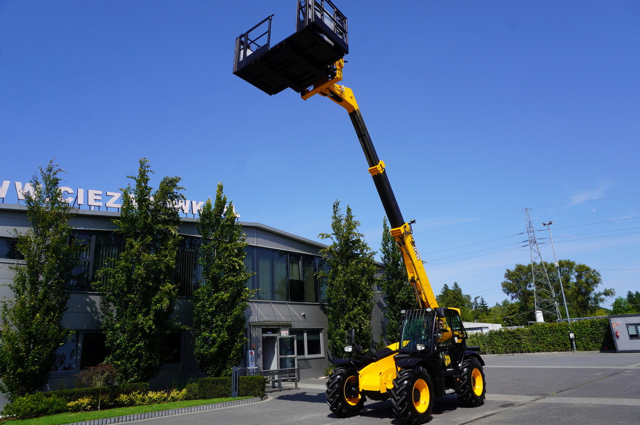 망원형 휠 로더 JCB 535-95 / 3.5 T / range 9.5 m / joystick : 사진 13 망원형 휠 로더 JCB 535-95 / 3.5 T / range 9.5 m / joystick : 사진 13