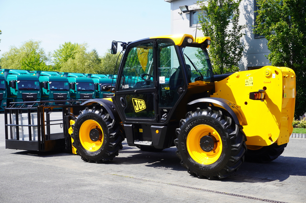 JCB 535-95 / 3.5 T / range 9.5 m / joystick - 망원형 휠 로더 : 사진 3 JCB 535-95 / 3.5 T / range 9.5 m / joystick - 망원형 휠 로더 : 사진 3