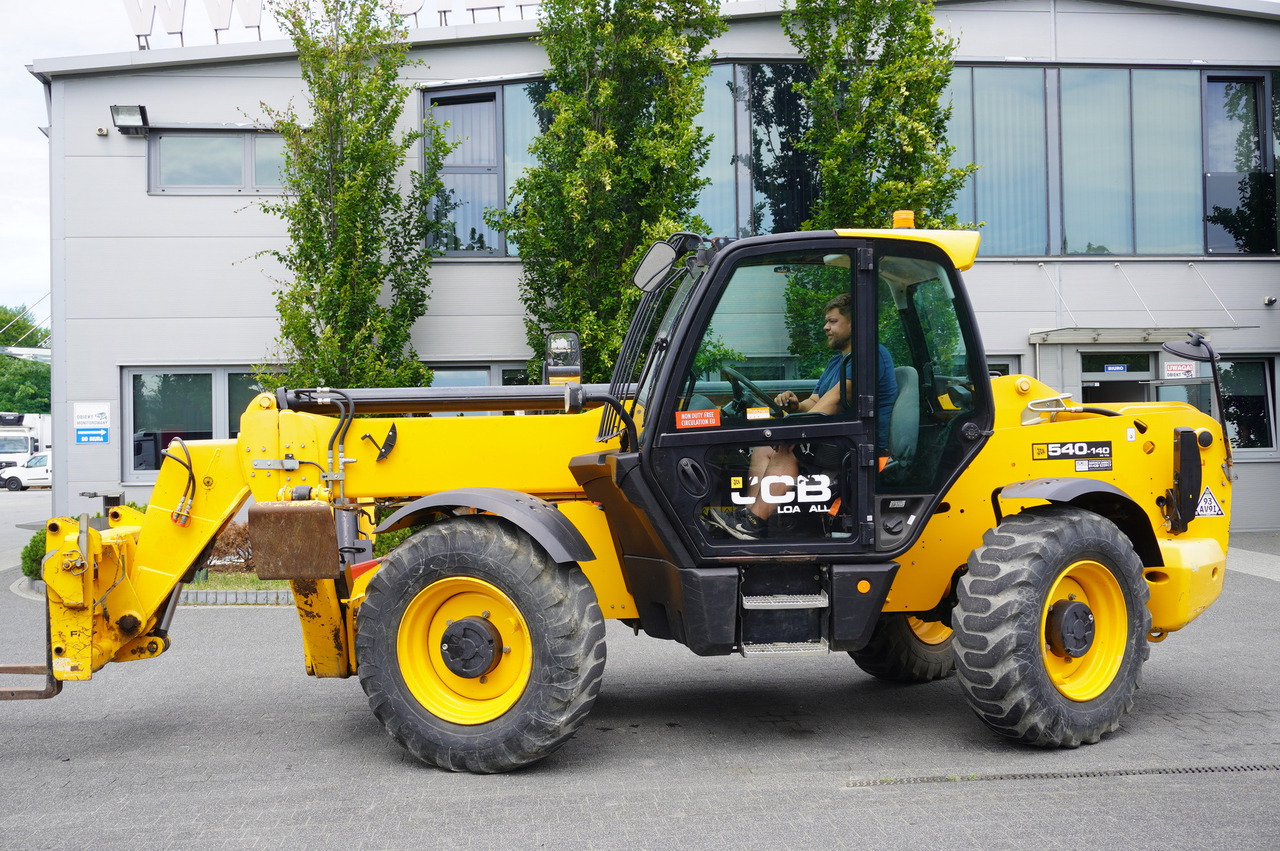 망원형 휠 로더 JCB 540-140 telescopic loader / 14 m range / 1800 MTH : 사진 9 망원형 휠 로더 JCB 540-140 telescopic loader / 14 m range / 1800 MTH : 사진 9