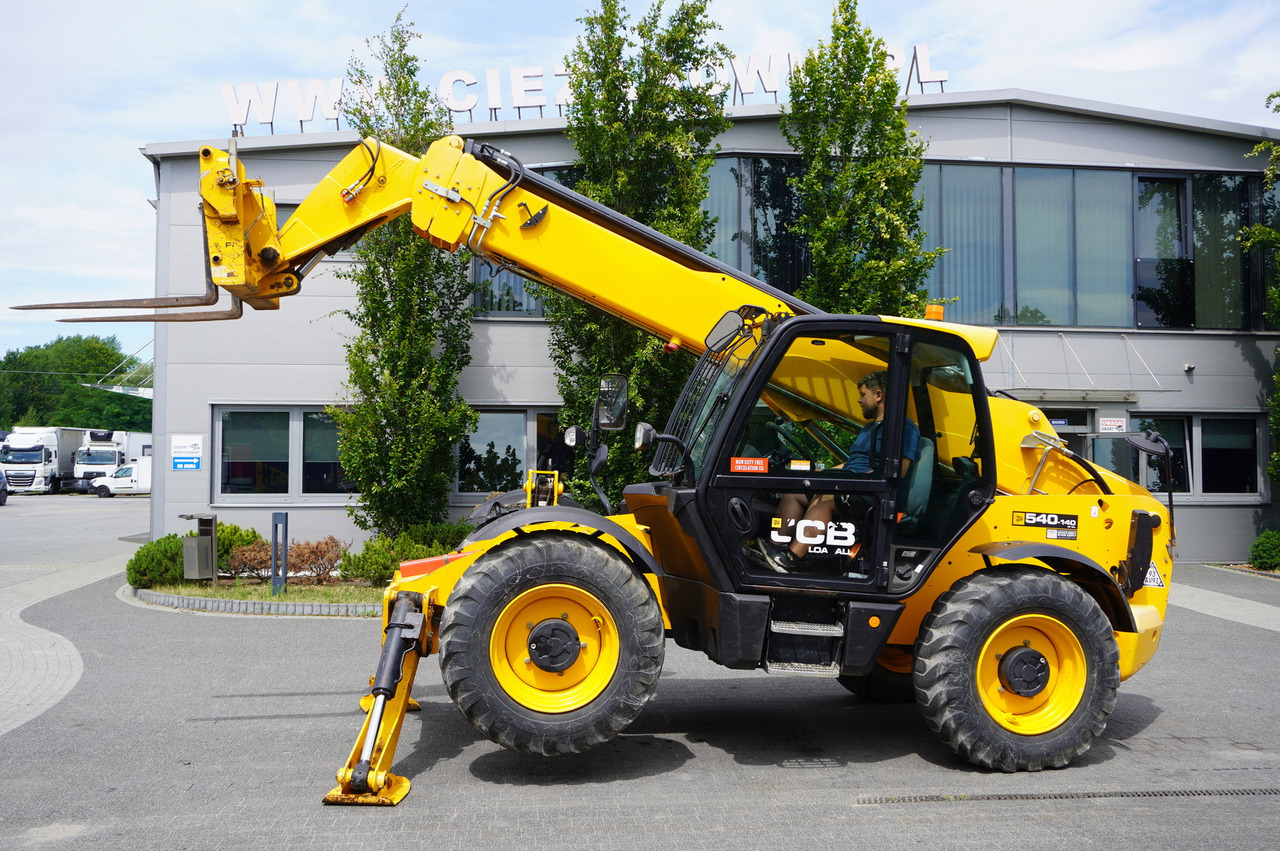 JCB 540-140 telescopic loader / 14 m range / 1800 MTH - 망원형 휠 로더 : 사진 2 JCB 540-140 telescopic loader / 14 m range / 1800 MTH - 망원형 휠 로더 : 사진 2
