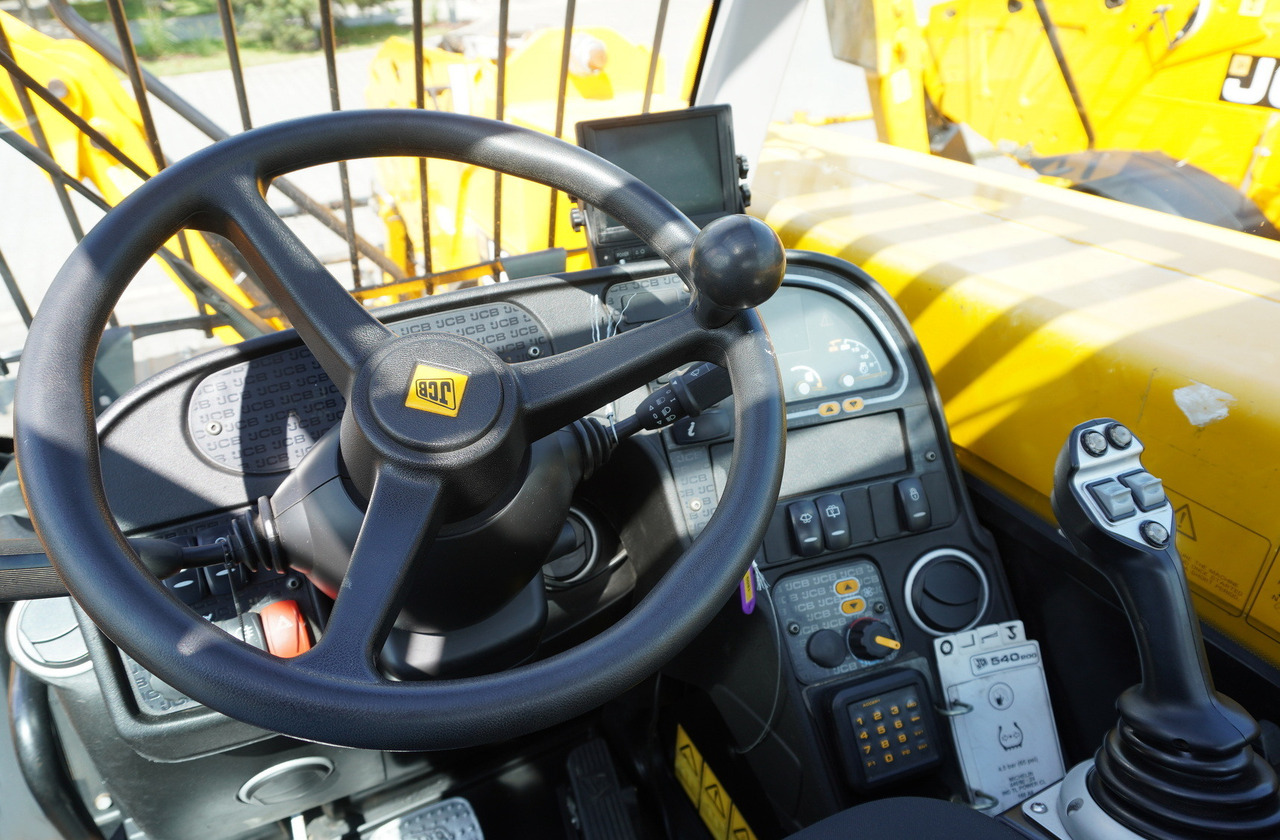 JCB 540-200 Telescopic Loader / 20 m reach / joystick / 2 units - 휠 로더 : 사진 4 JCB 540-200 Telescopic Loader / 20 m reach / joystick / 2 units - 휠 로더 : 사진 4