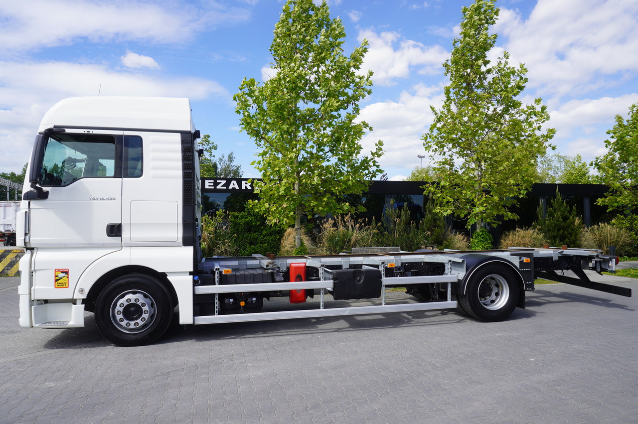 MAN GX 18.430 / BDF 7.5 m / sleeping cab / 2021 - 컨테이너 운반 장치/ 스와프 보디 트럭 : 사진 2 MAN GX 18.430 / BDF 7.5 m / sleeping cab / 2021 - 컨테이너 운반 장치/ 스와프 보디 트럭 : 사진 2