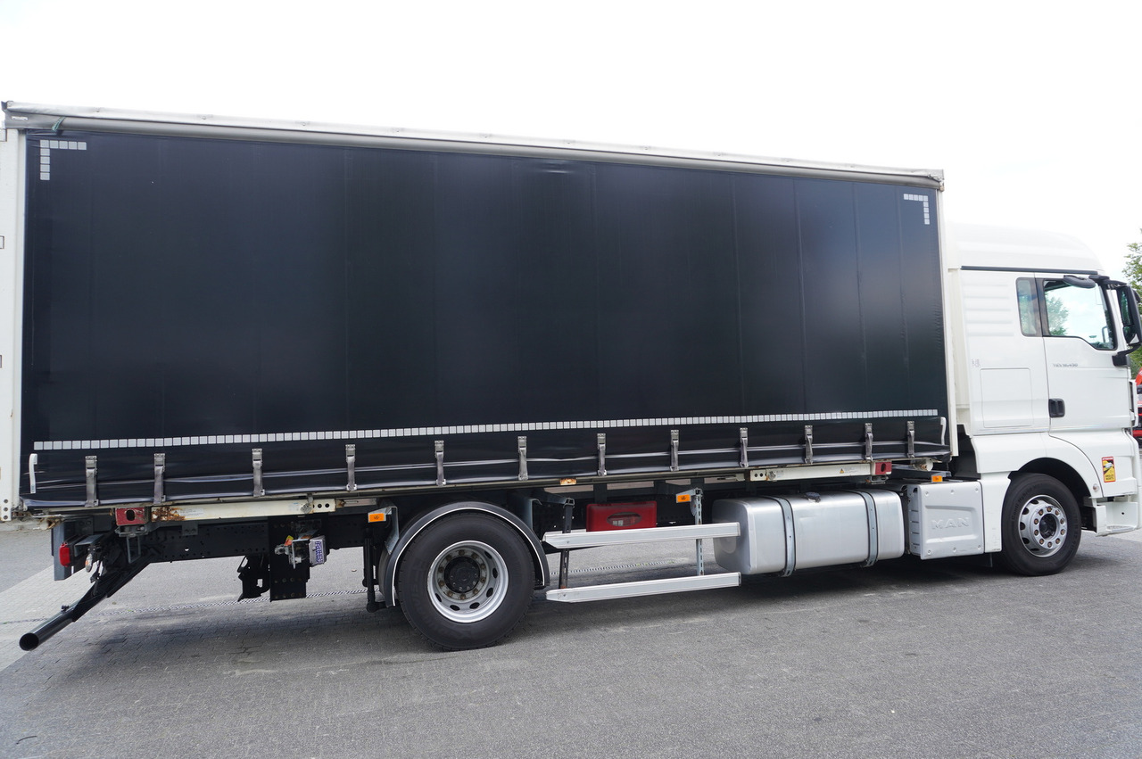 MAN MAN TGX 18.430 / Curtainsider 18 EPAL / sleeping cab / 2021 - 컨테이너 운반 장치/ 스와프 보디 트럭 : 사진 2 MAN MAN TGX 18.430 / Curtainsider 18 EPAL / sleeping cab / 2021 - 컨테이너 운반 장치/ 스와프 보디 트럭 : 사진 2
