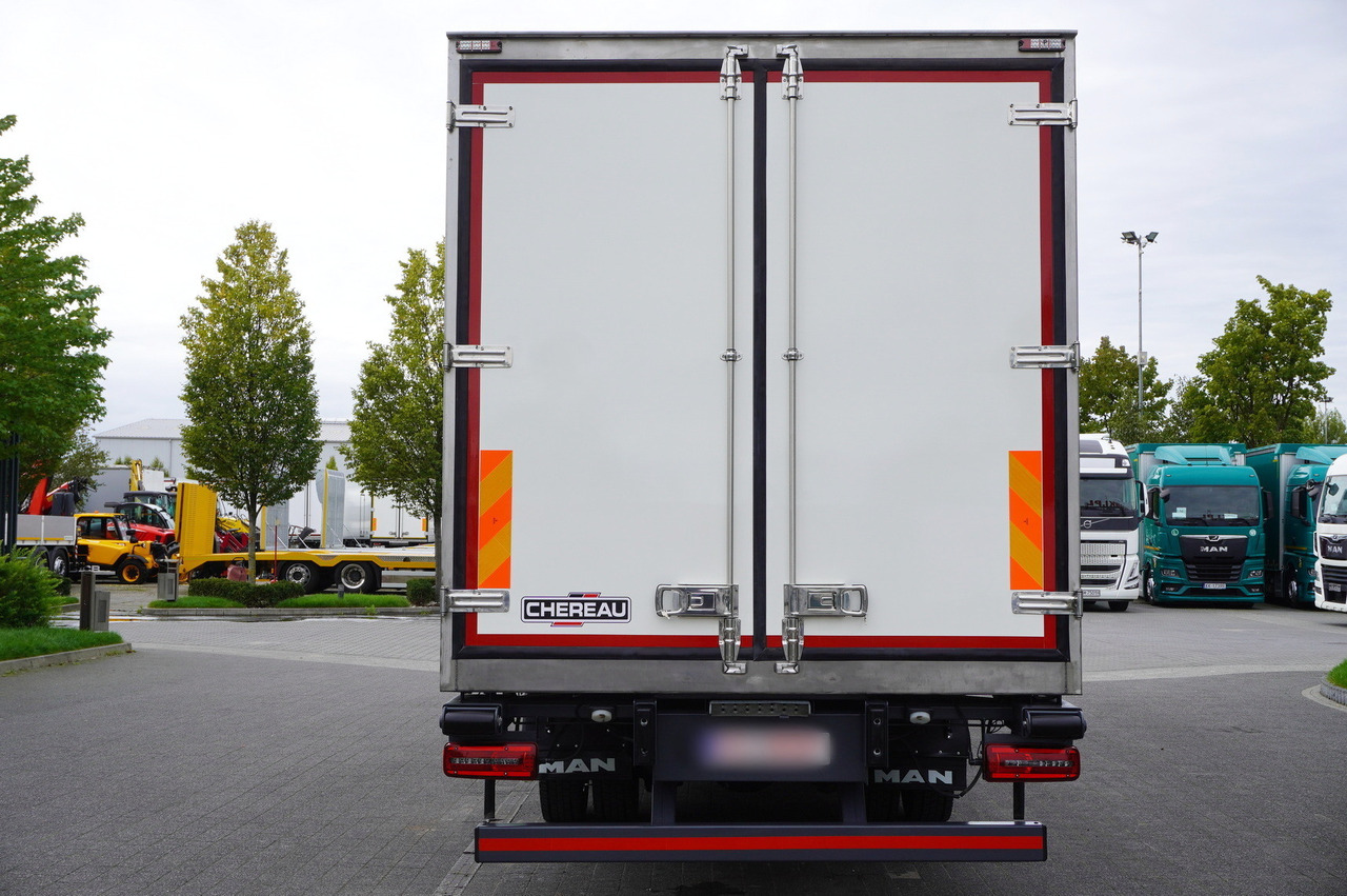 MAN TGL 12.190 / CHEREAU Refrigerator 18 PAL multitemperature / Thermoking T-1200R / 100,000 km - 냉동탑차 : 사진 5 MAN TGL 12.190 / CHEREAU Refrigerator 18 PAL multitemperature / Thermoking T-1200R / 100,000 km - 냉동탑차 : 사진 5