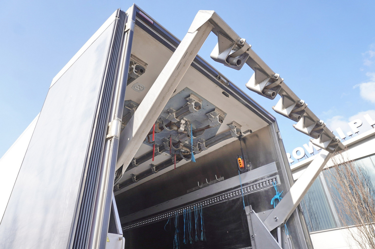 MAN TGM 18.320 / CHEREAU meat hook refrigerator / Carcass elevator - 냉동탑차 : 사진 4 MAN TGM 18.320 / CHEREAU meat hook refrigerator / Carcass elevator - 냉동탑차 : 사진 4