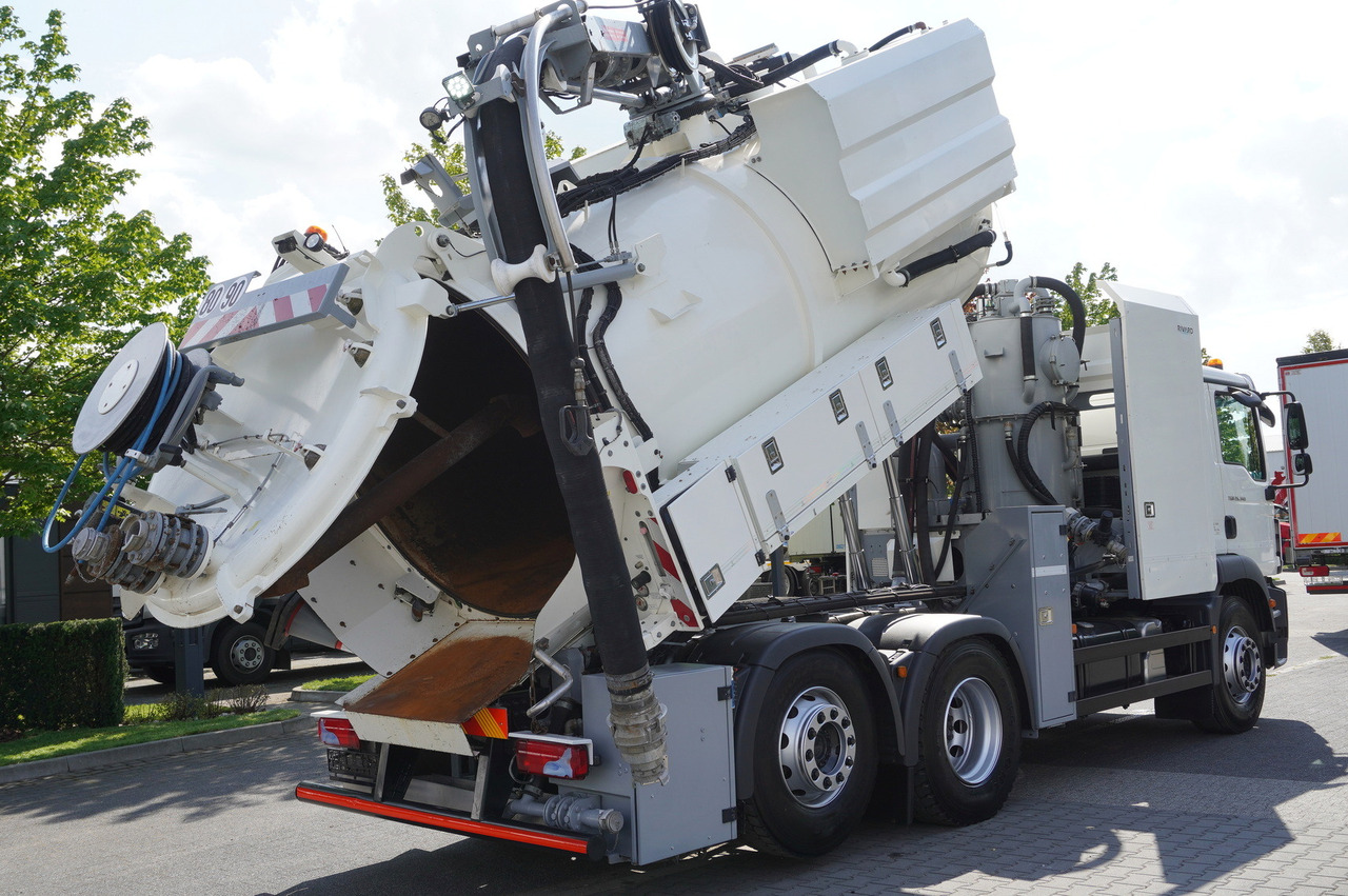 MAN TGM 26.340 E6 / RIVARD sewage cleaner 11.8 m3 / 170 tho. km / steered axle - 진공 흡입 트럭 : 사진 3 MAN TGM 26.340 E6 / RIVARD sewage cleaner 11.8 m3 / 170 tho. km / steered axle - 진공 흡입 트럭 : 사진 3