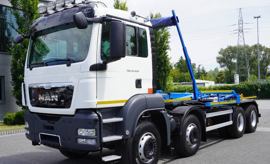 MAN TGS 35.400 8×4 HYVA LIFT 32.56 SE hooklift - 후크 리프트 트럭 : 사진 4 MAN TGS 35.400 8×4 HYVA LIFT 32.56 SE hooklift - 후크 리프트 트럭 : 사진 4