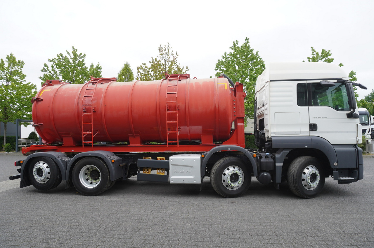 MAN TGS 35.420 8×2 / NEW septic barrel 13000 L / 3 steered axles - 슬러리 탱커 : 사진 5 MAN TGS 35.420 8×2 / NEW septic barrel 13000 L / 3 steered axles - 슬러리 탱커 : 사진 5