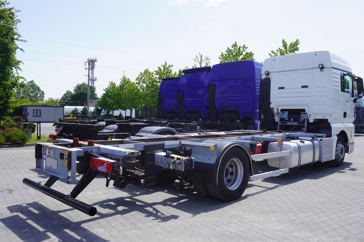 MAN TGX 18.430 / BDF / sleeping cab / 2021 / 4 units - 컨테이너 운반 장치/ 스와프 보디 트럭 : 사진 4 MAN TGX 18.430 / BDF / sleeping cab / 2021 / 4 units - 컨테이너 운반 장치/ 스와프 보디 트럭 : 사진 4