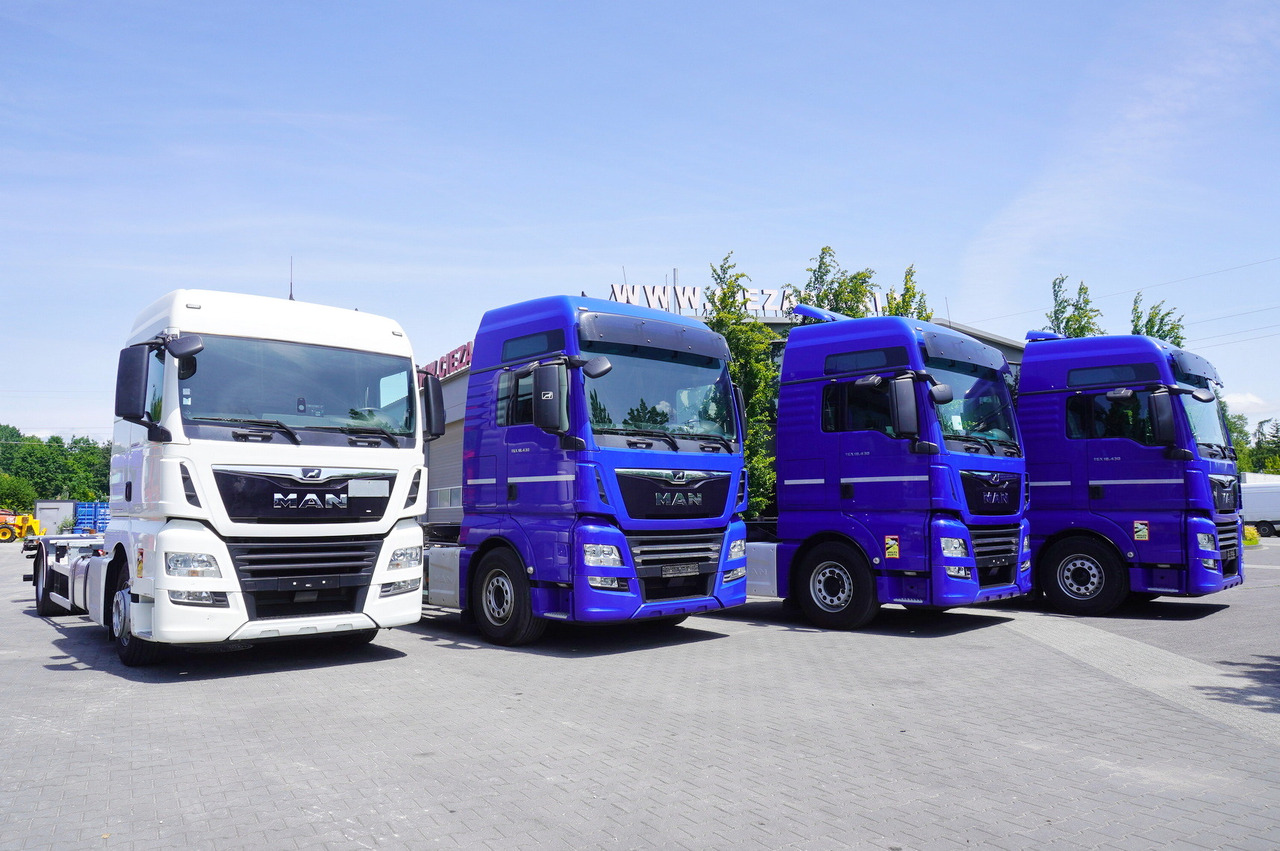 MAN TGX 18.430 / BDF / sleeping cab / 2021 / 4 units - 컨테이너 운반 장치/ 스와프 보디 트럭 : 사진 2 MAN TGX 18.430 / BDF / sleeping cab / 2021 / 4 units - 컨테이너 운반 장치/ 스와프 보디 트럭 : 사진 2