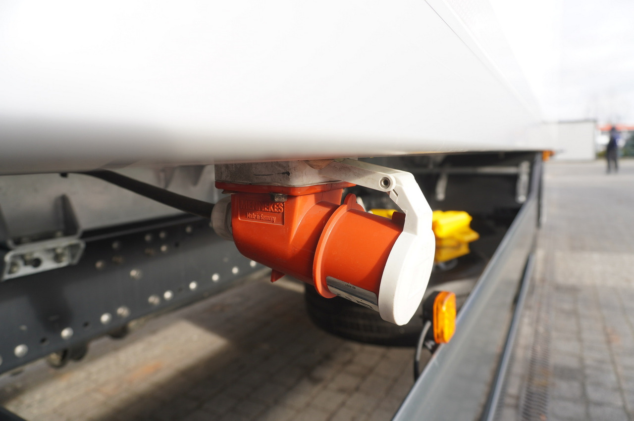 MAN TGX 26.400 / IGLOOCAR / Carrier Supra 1150 MT Silent - 등온 트럭 : 사진 5 MAN TGX 26.400 / IGLOOCAR / Carrier Supra 1150 MT Silent - 등온 트럭 : 사진 5